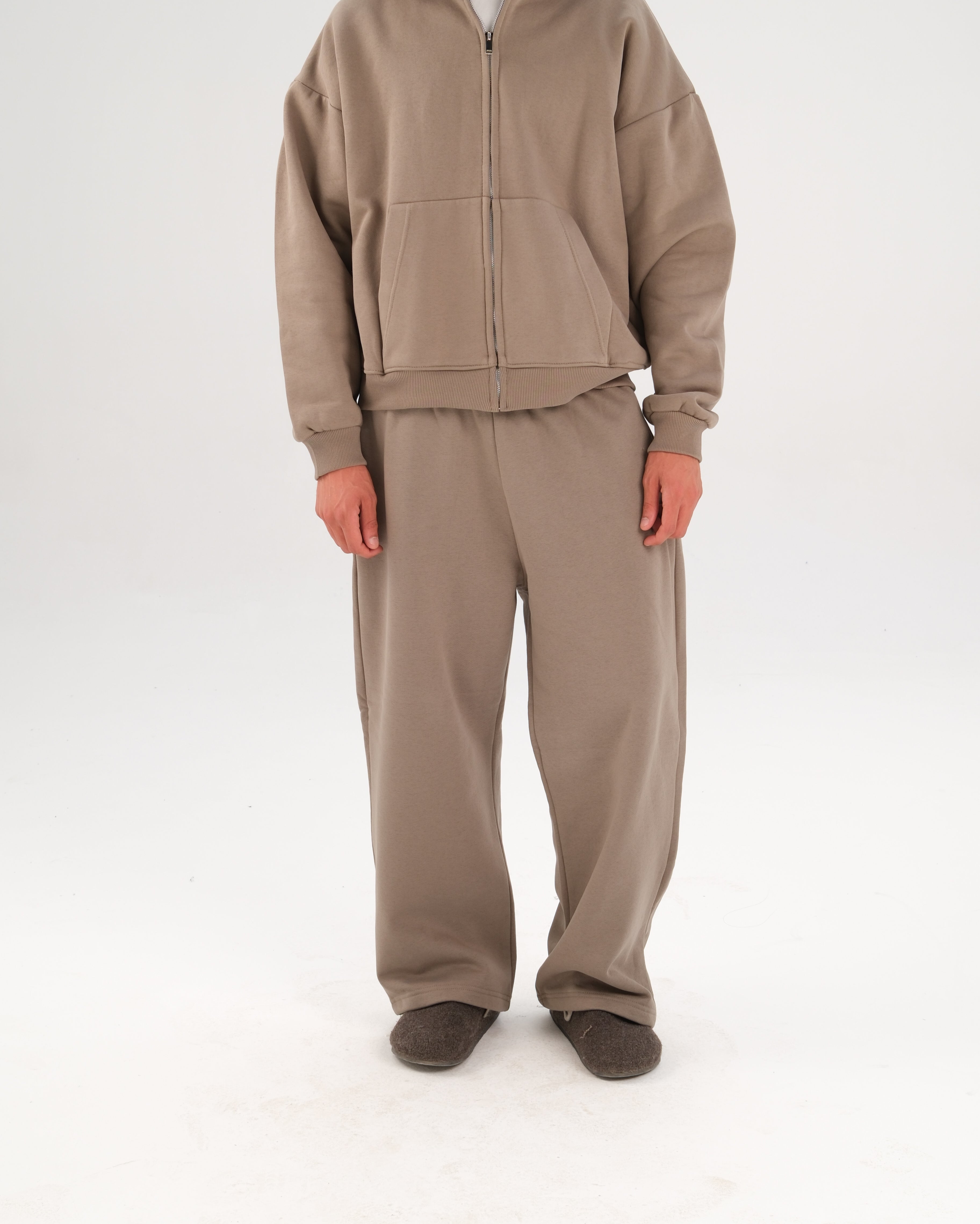 Heavyweight Sweats